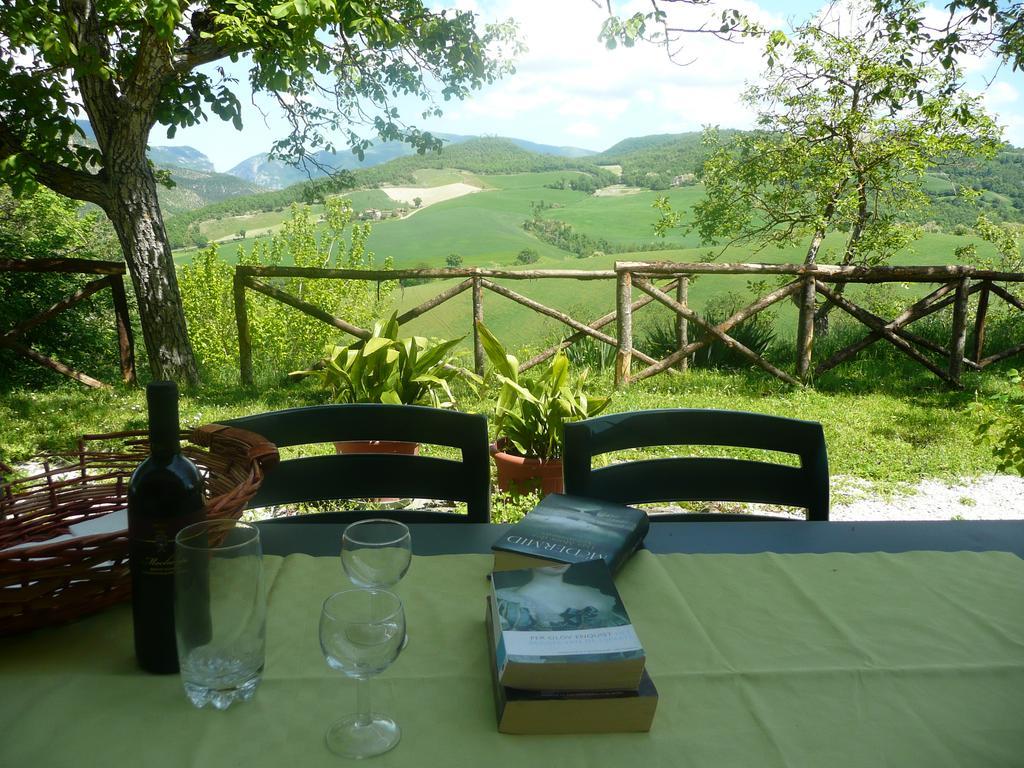Ca' Le Suore Cagli Bagian luar foto